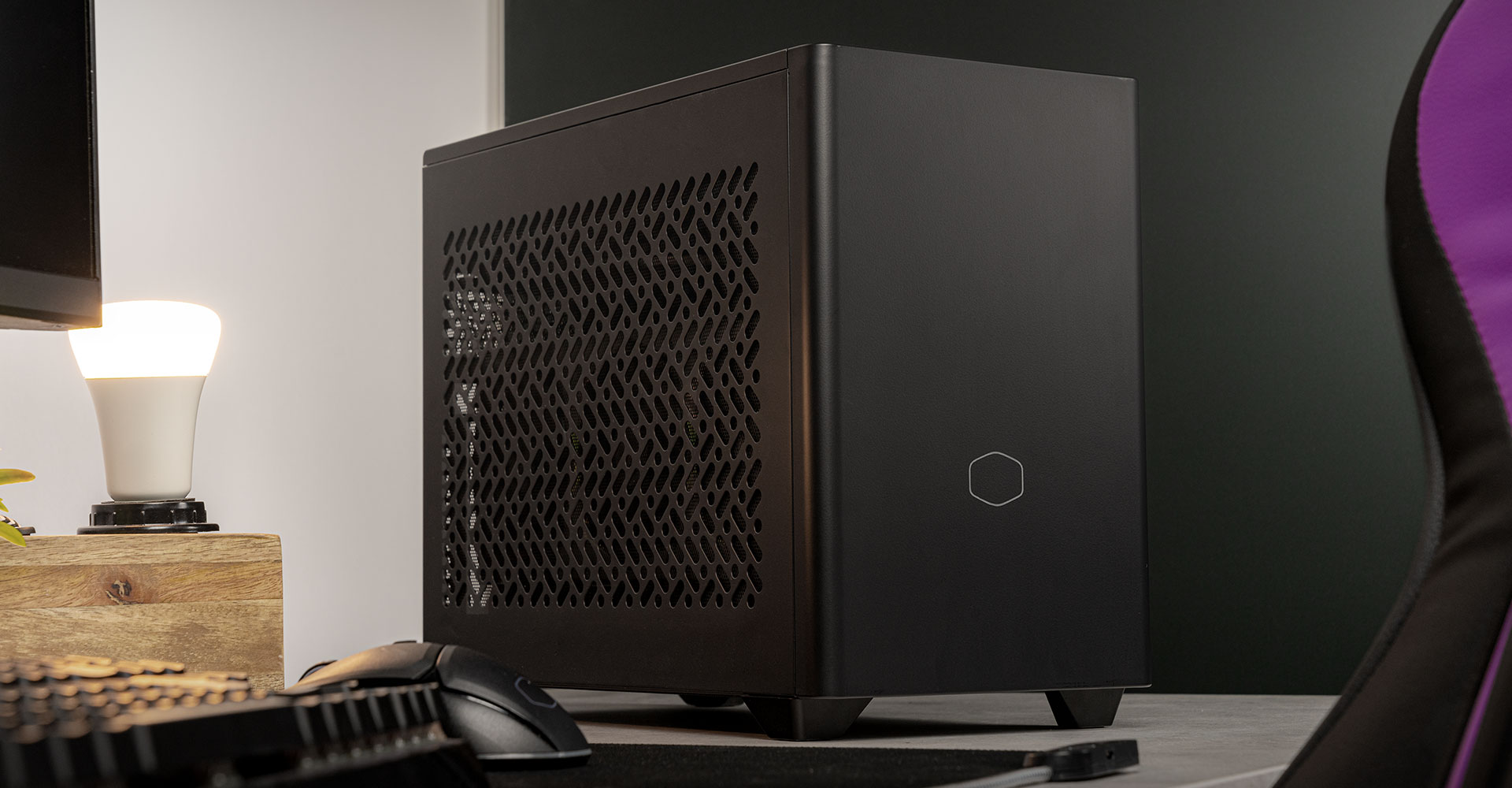 Cooler Master NR200P V2 ブラック Cooler Master NR200P V2 Mini-ITX PC Case Ready, Top-Mount