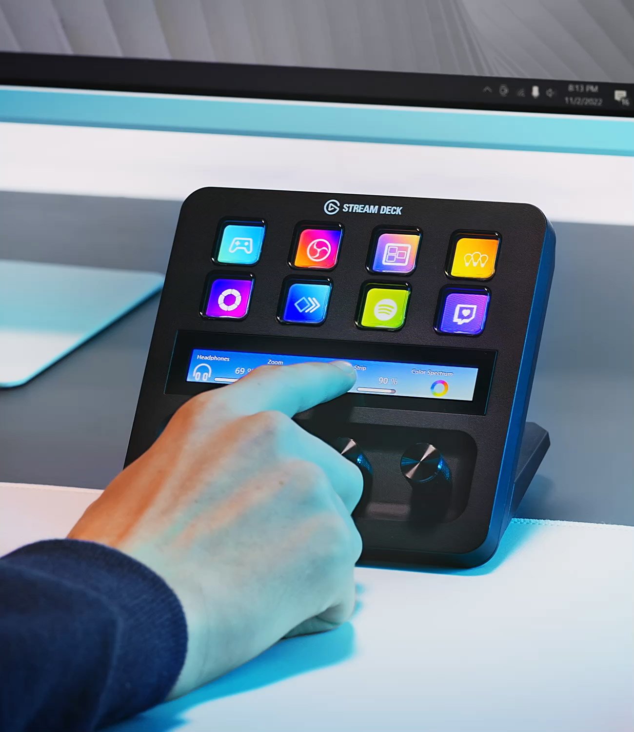 Elgato Stream Deck+ Gaming Controller (10GBD9901) - Enhance